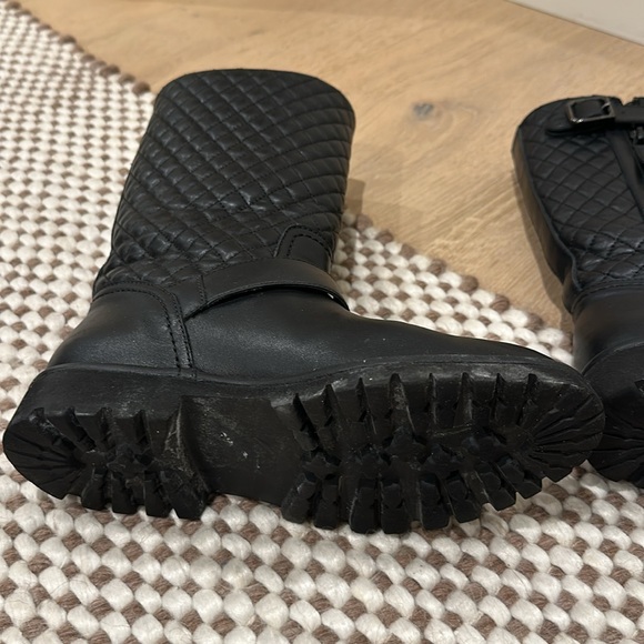 Chanel boots size 37 - Picture 12 of 15